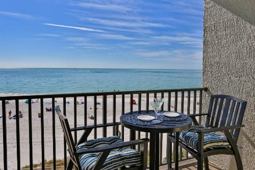 402 - Sandy Shores - image 9
