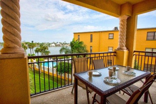 201 - Palms of Treasure Island - image 7