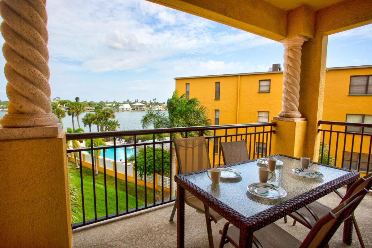 201 - Palms of Treasure Island - image 7