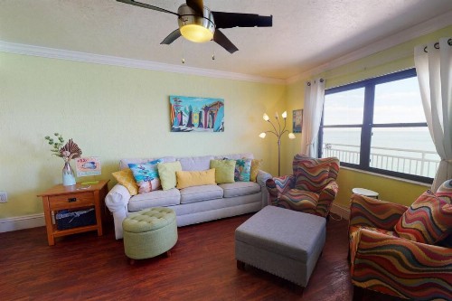 607 - Sunset Chateau - image 1