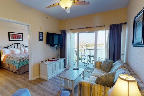 305 - Skyline - image 19