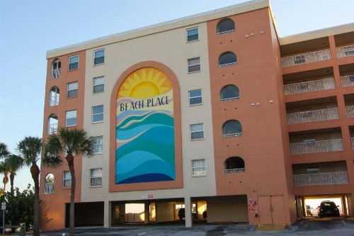 307 - Beach Place - image 13