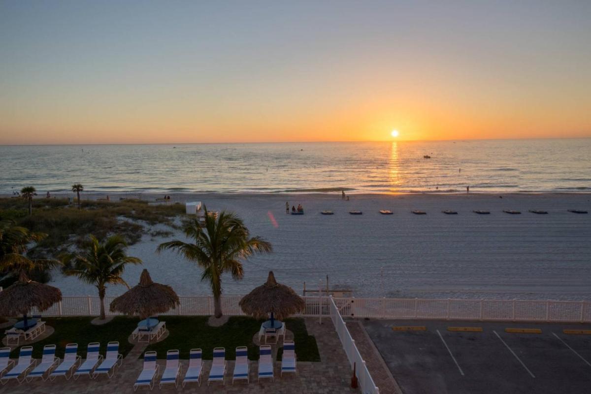 307 - Beach Place - image 4