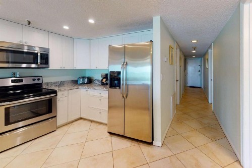 307 - Beach Place - image 48