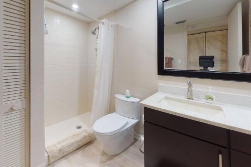 1-703 - Ocean Sands - image 28