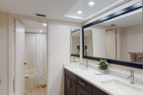 1-703 - Ocean Sands - image 36