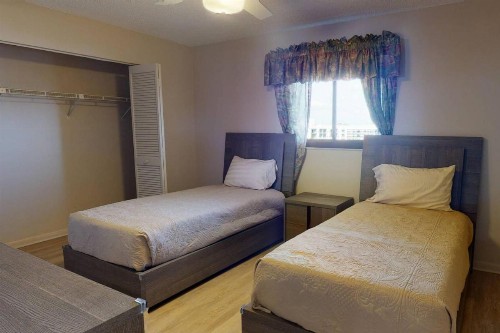 1-703 - Ocean Sands - image 40