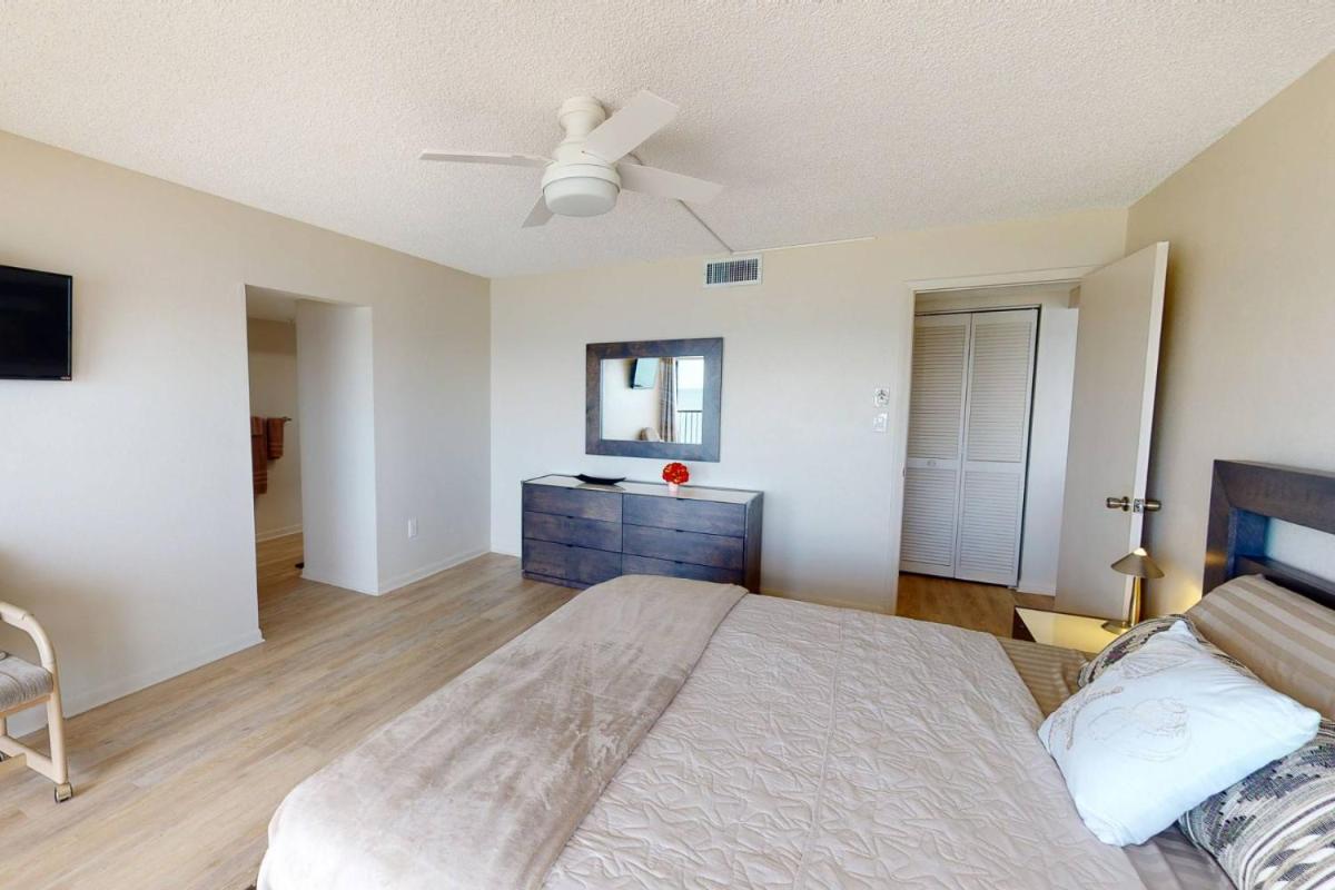 1-703 - Ocean Sands - image 7