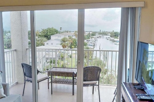 401 - Skyline - image 9