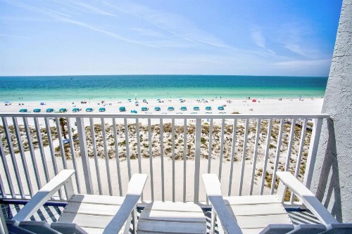 607 - Island Inn - image 35