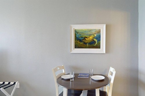 607 - Island Inn - image 36