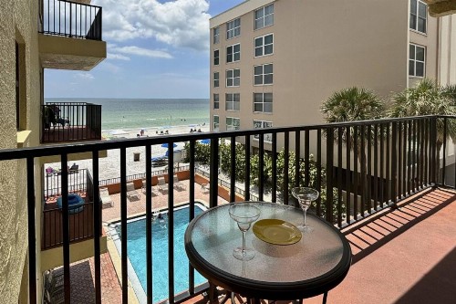 208 - Las Brisas - image 21