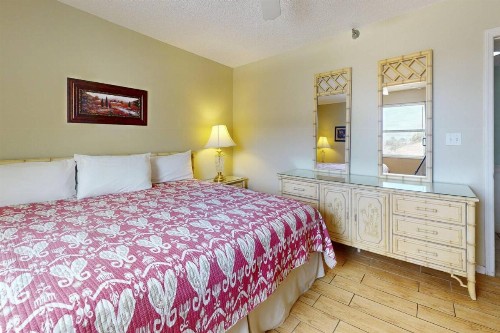 208 - Las Brisas - image 23