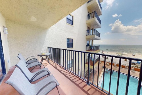208 - Las Brisas - image 36