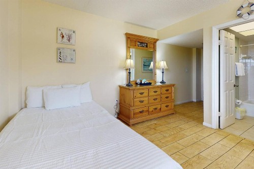208 - Las Brisas - image 48