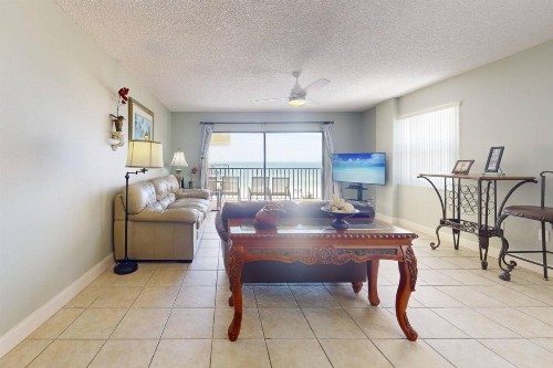 208 - Las Brisas - image 9