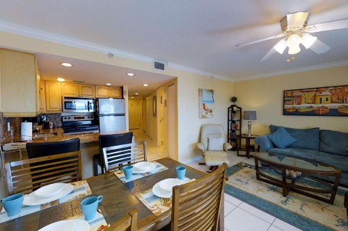 607 - South Beach Condos - image 15