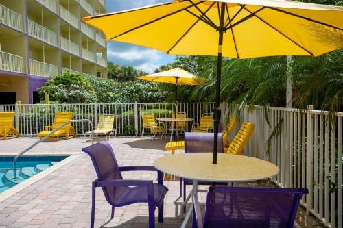 607 - South Beach Condos - image 24
