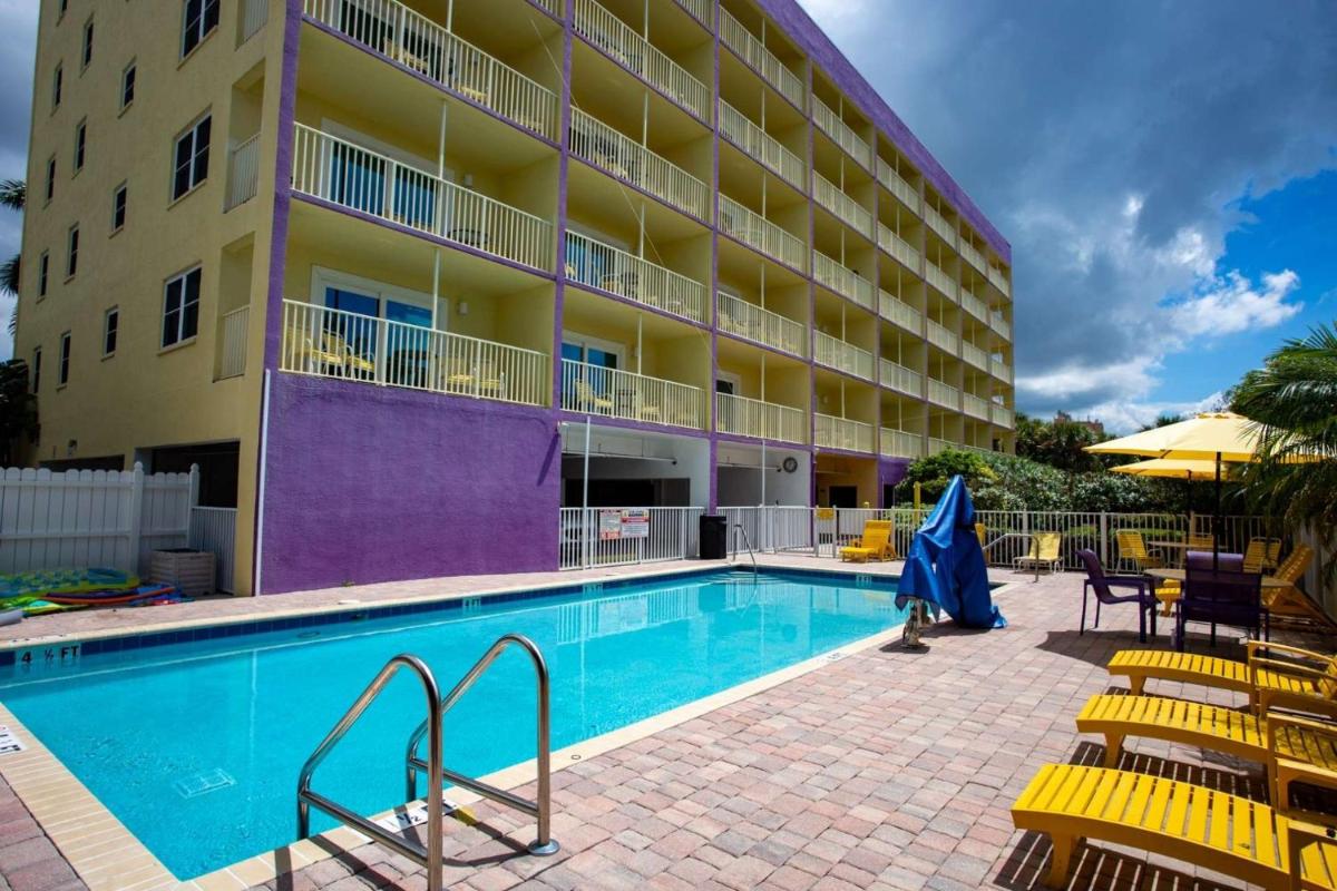 607 - South Beach Condos - image 3