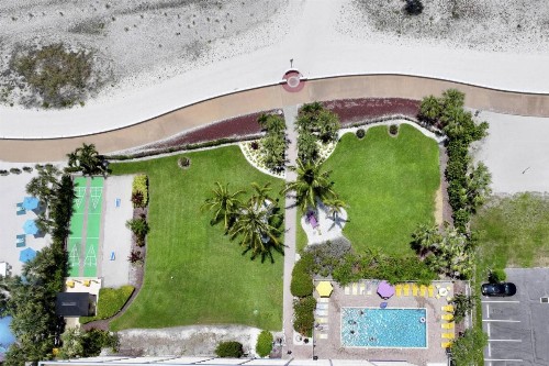 607 - South Beach Condos - image 8