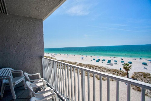 612 - Island Inn - image 32