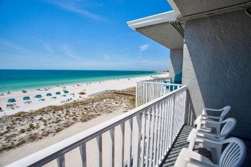 612 - Island Inn - image 36