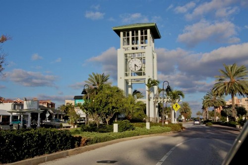 612 - Island Inn - image 6