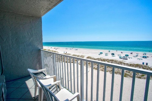 513 - Island Inn - image 2