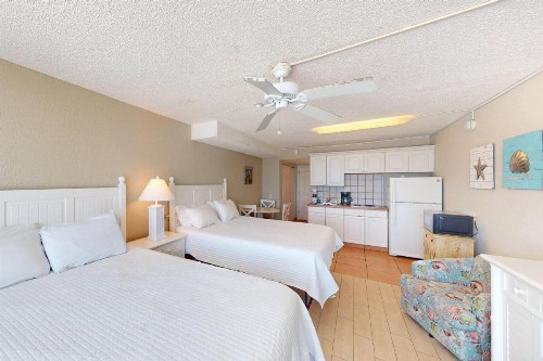 513 - Island Inn - image 23