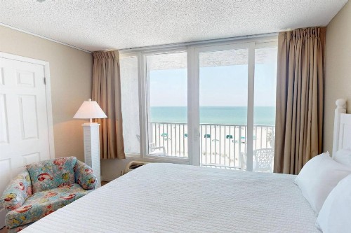 513 - Island Inn - image 25