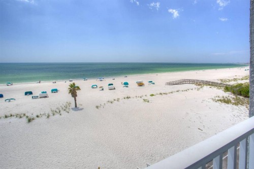 513 - Island Inn - image 33