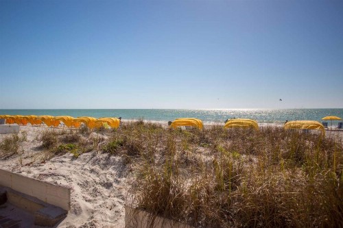 Yoda Beach House - image 19