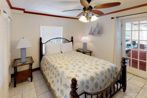 Yoda Beach House - image 22