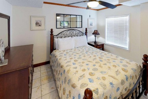 Yoda Beach House - image 23