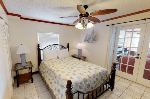Yoda Beach House - image 32
