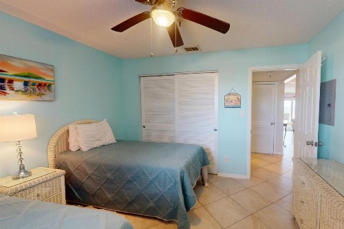 107 - Sea Breeze - image 17