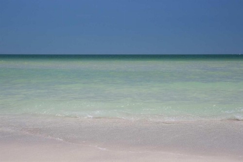 423 - Island Inn - image 9