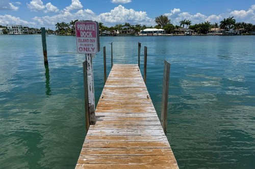 423 - Island Inn - image 13