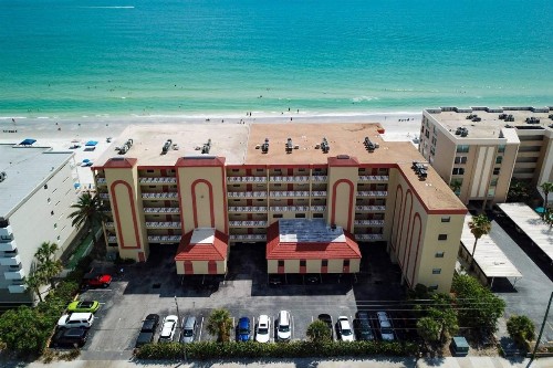 100 - Las Brisas - image 25