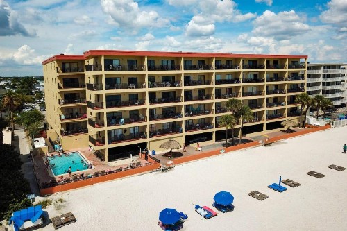 100 - Las Brisas - image 33