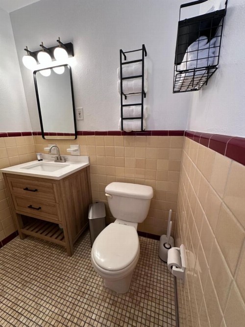 Arvilla Motel - image 25