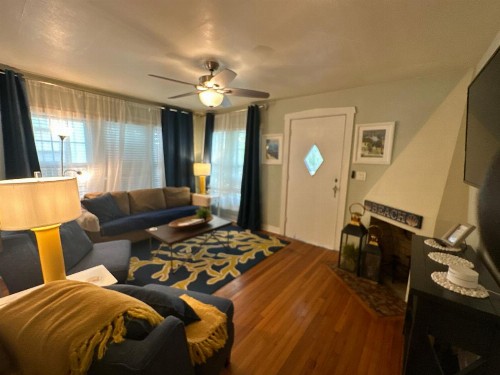 PAG Beachhouse Rentals - image 29