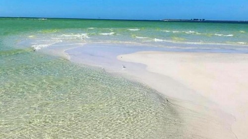 PAG Beachhouse Rentals - image 31