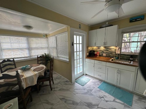 PAG Beachhouse Rentals - image 34