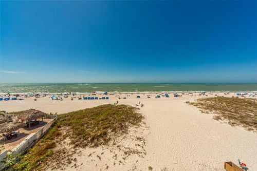 301 Crimson Condos - image 33