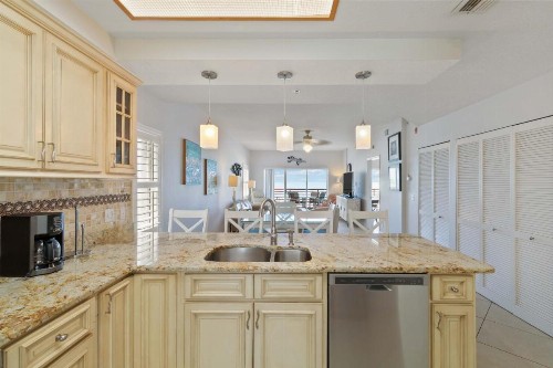 201 Crimson Condos - image 33