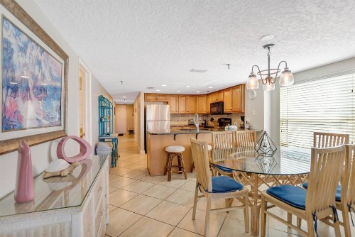 106 Beach Place Condos - image 34