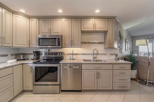 103 Crimson Condos - image 34