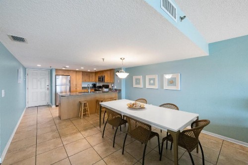 402 Beach Place Condos - image 12