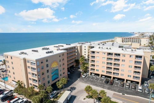 402 Beach Place Condos - image 21